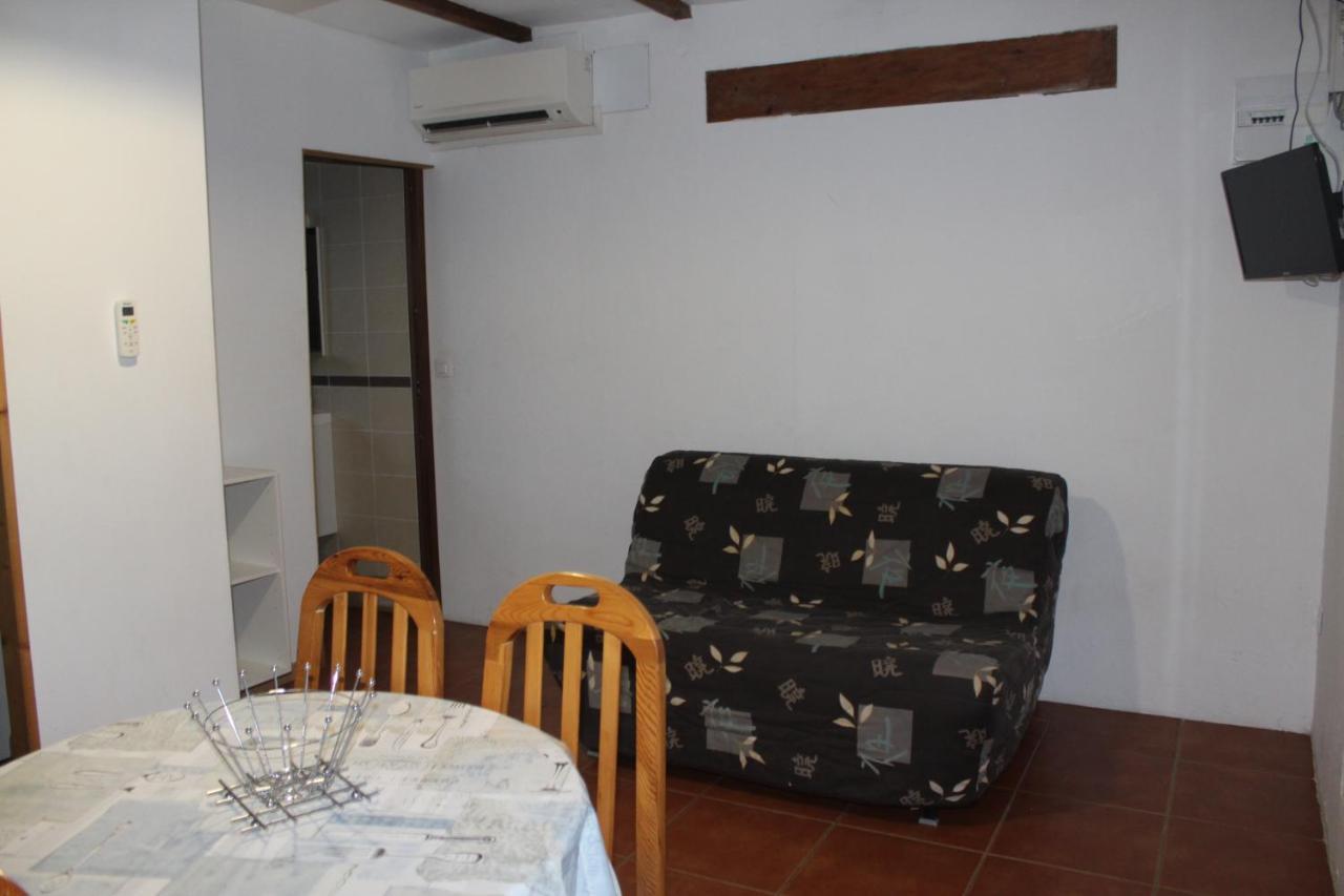 Apartamento Mas Fany Et Olivier Saint-Estève Exterior foto